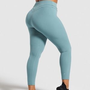 NWOT Whitney Simmons x Gymshark Leggings M